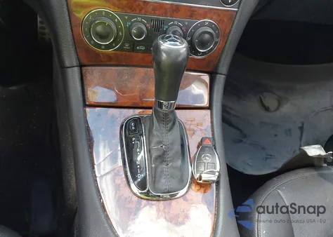 2006 Mercedes-Benz Clk 350 z USA, uszkodzony, nr VIN WDBTJ56H96F193645